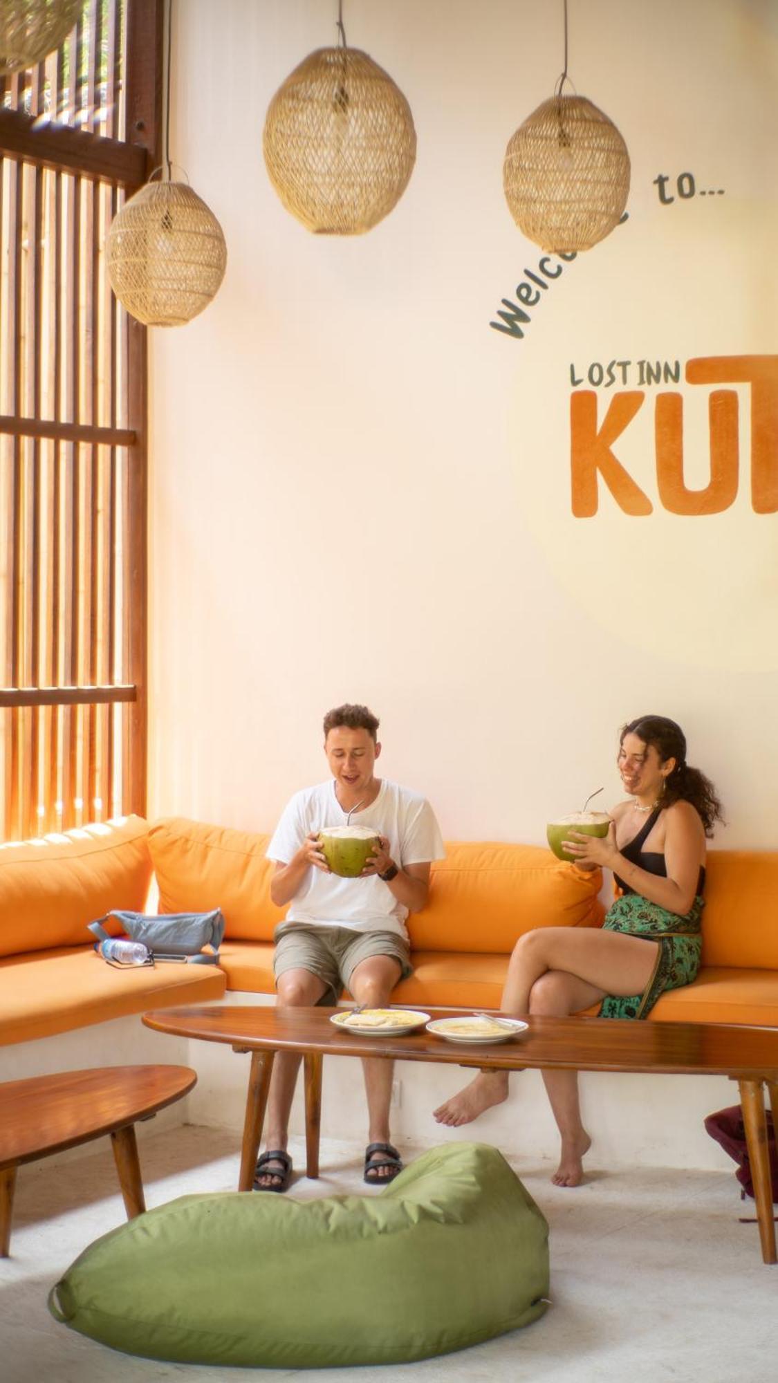 Lost Inn Kuta Capsule Hostel Екстер'єр фото